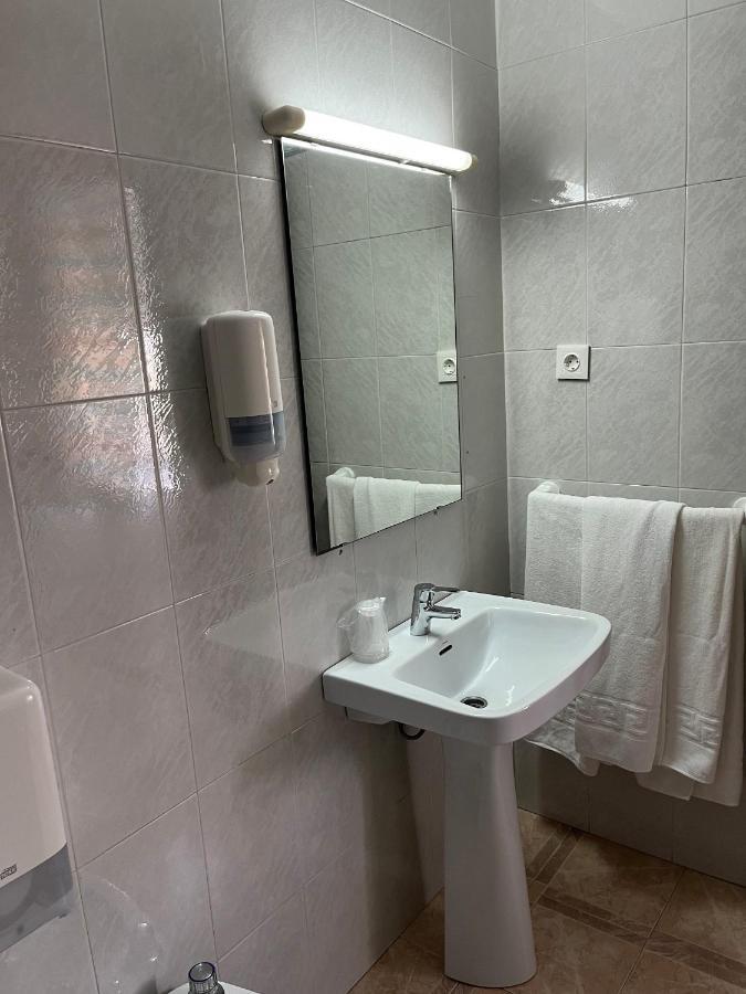 Hostal Μπαρβάτε Εξωτερικό φωτογραφία
