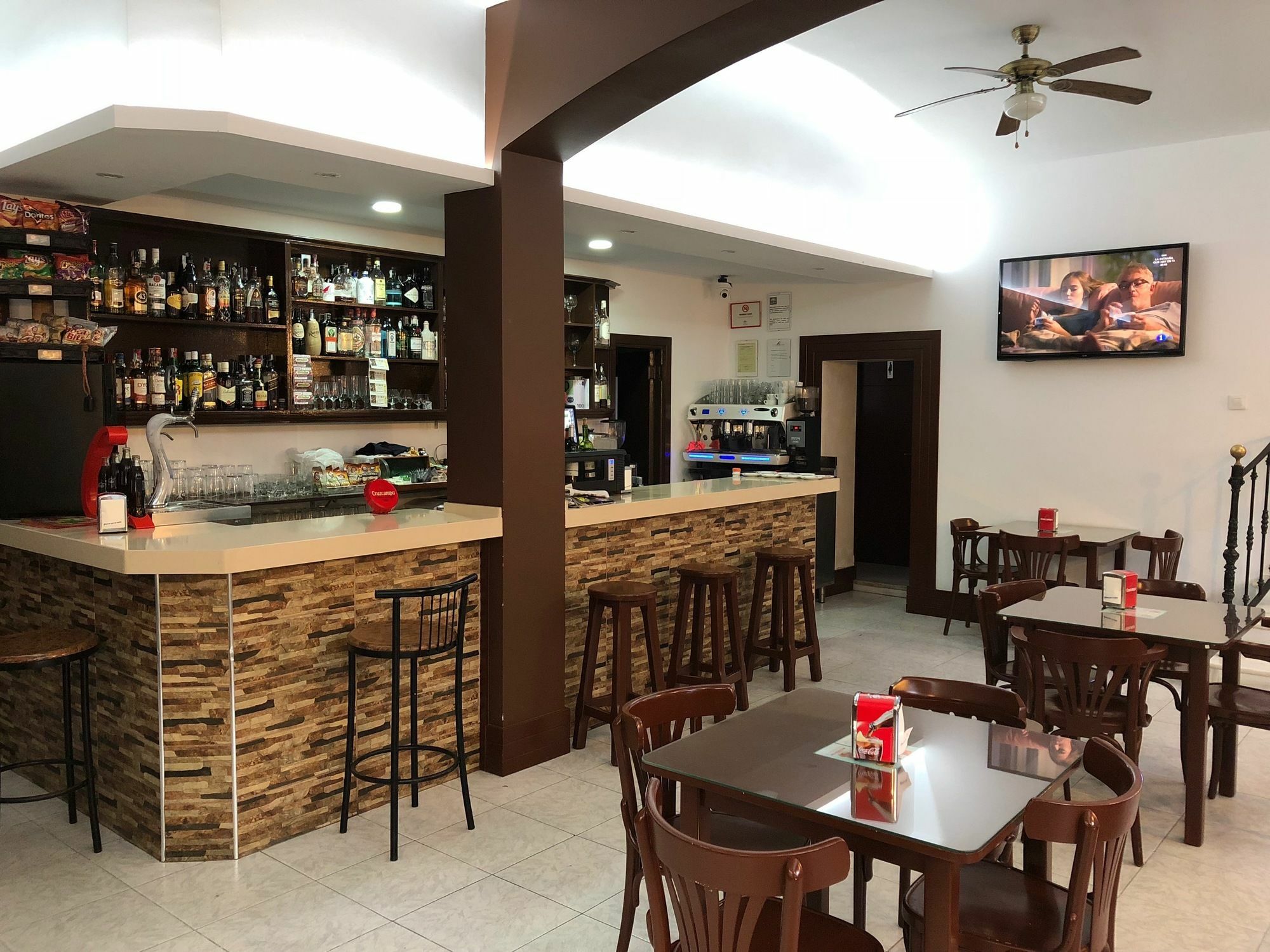 Hostal Μπαρβάτε Εξωτερικό φωτογραφία